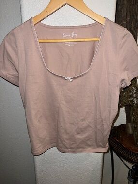 Queen Bee Blush Pink Scoop-Neck Crop Top